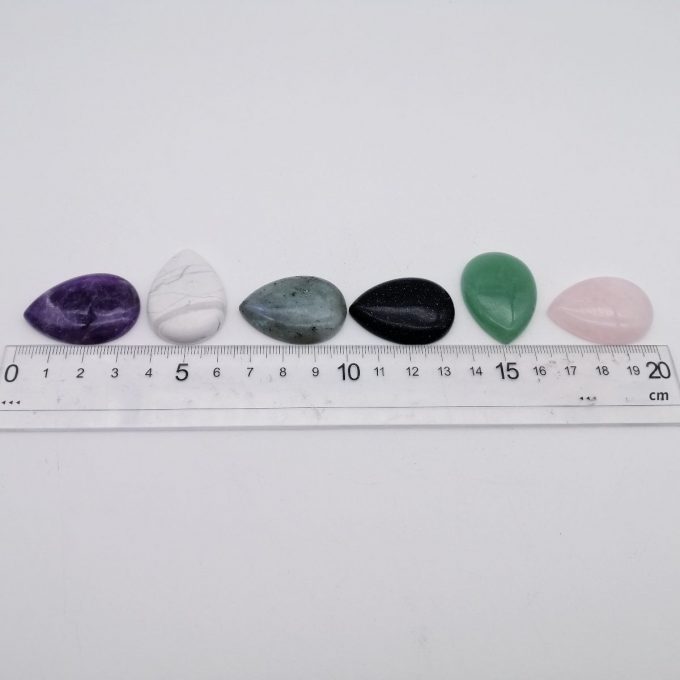 XMHOME 20pcs Teardrop Shaped Stone Assorted Gemstones 10 Colors 35 * 25 * 7mm Worry Stone Multi-Color Cabochons Crystal Healing Beads for Jewelry Making Wholesale